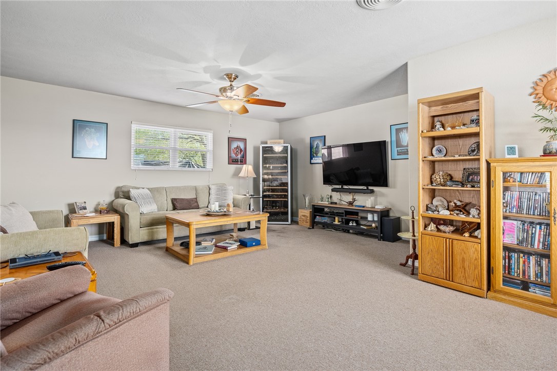 314 Inglewood Property Photo 17