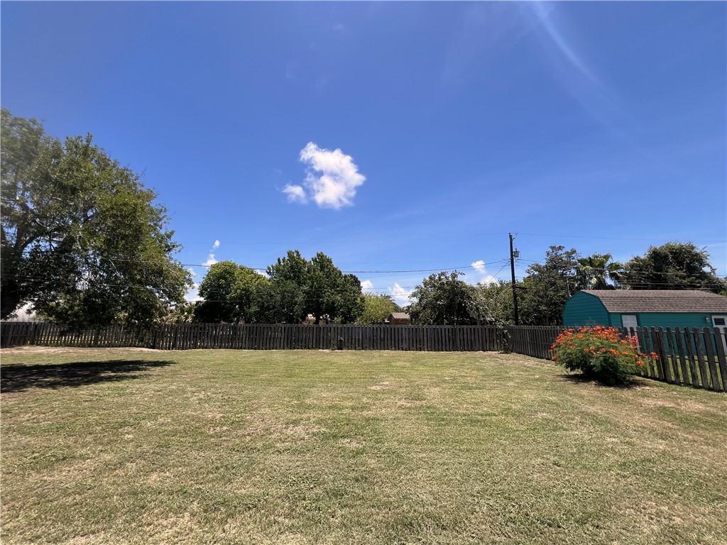 314 Inglewood Property Photo 28