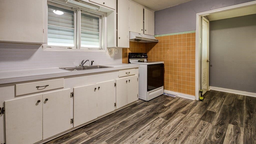1302 Brentwood Dr Property Photo 5