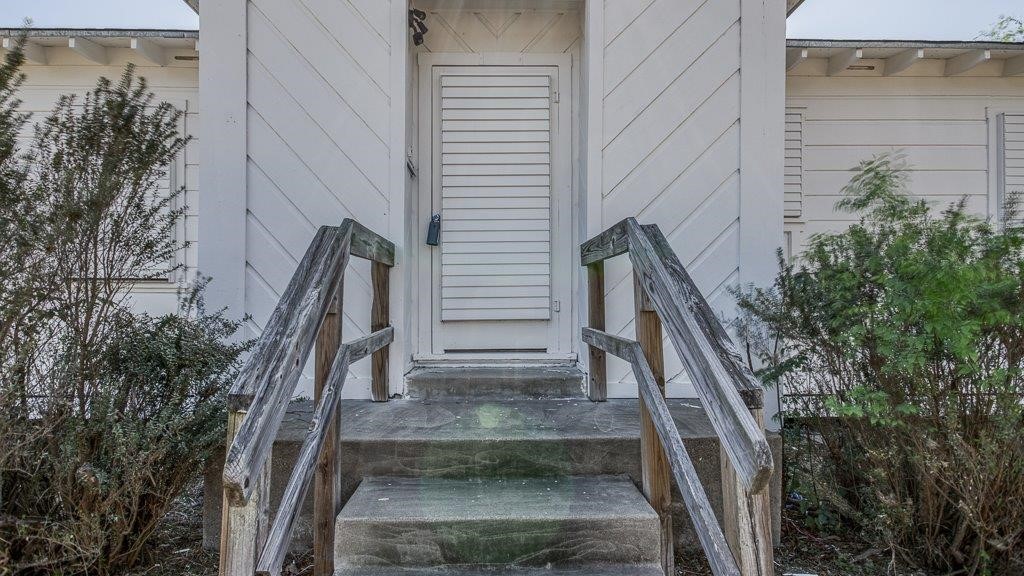 1302 Brentwood Dr Property Photo 14