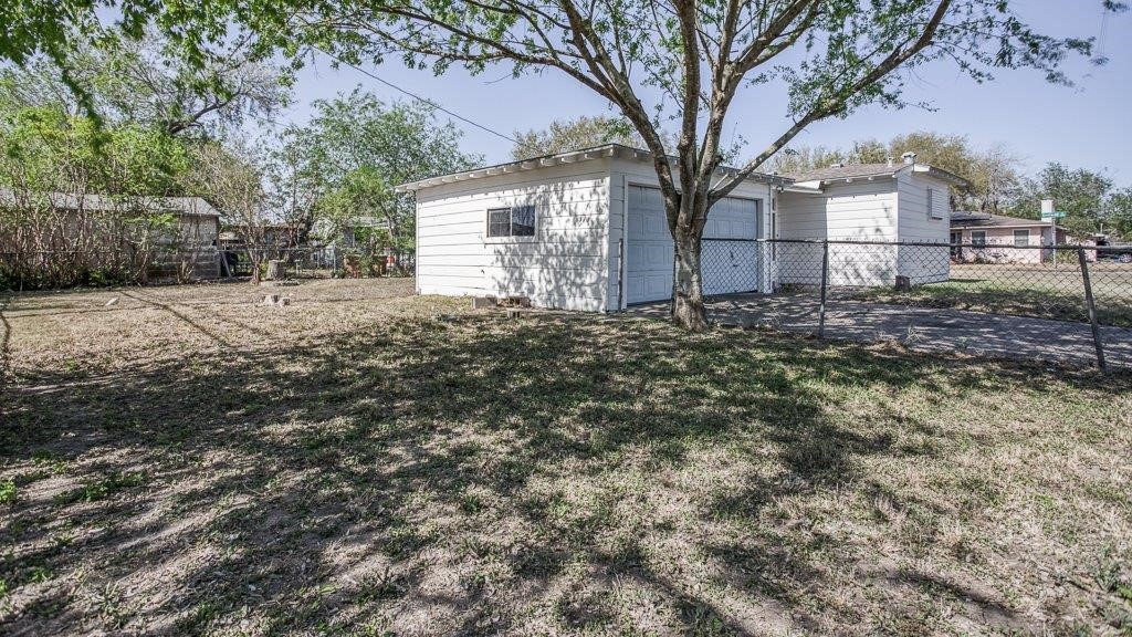 1302 Brentwood Dr Property Photo 29