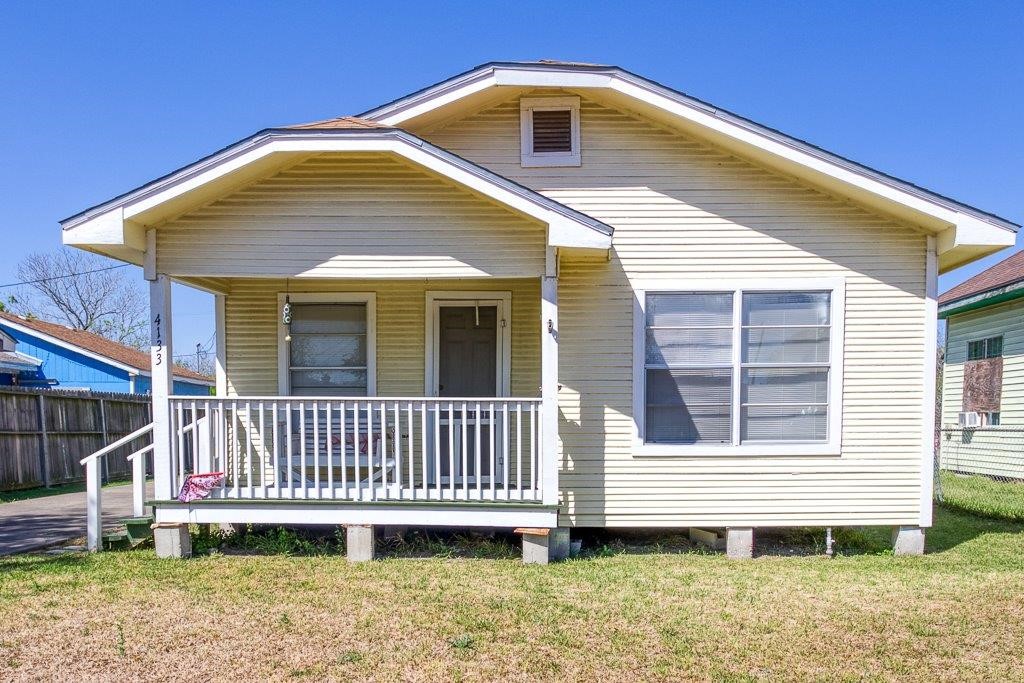 West Oso Real Estate Listings Main Image