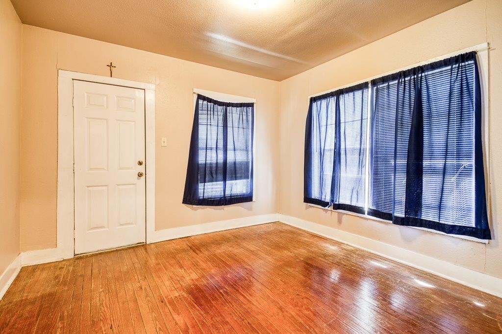 4133 Barrera Dr Property Photo 35