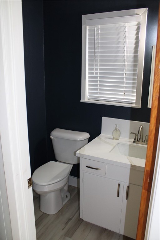 710 S Leona St Property Photo 13