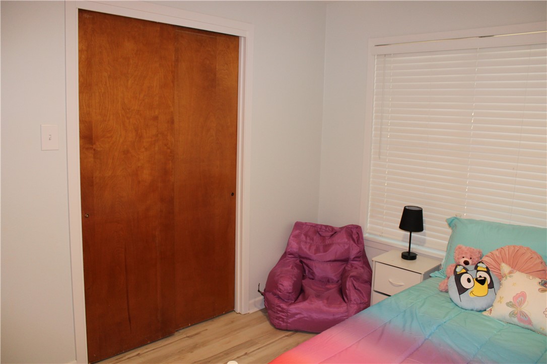 710 S Leona St Property Photo 20
