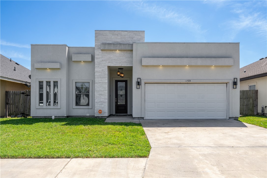 1773 Paraiso Dr Property Photo 1