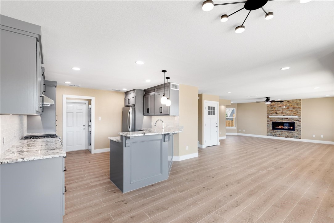 15334 Key Largo Ct Property Photo 11