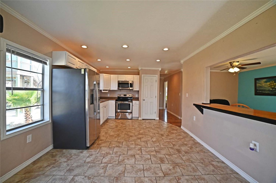 317 Leslie Lane Property Photo 12