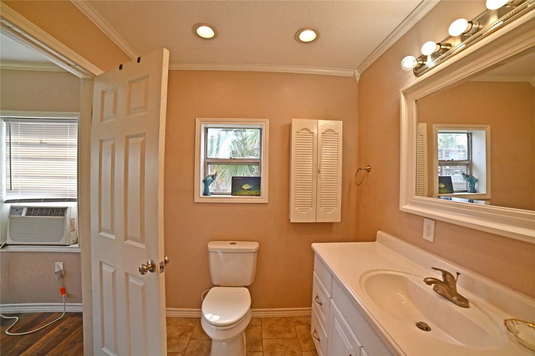 317 Leslie Lane Property Photo 14