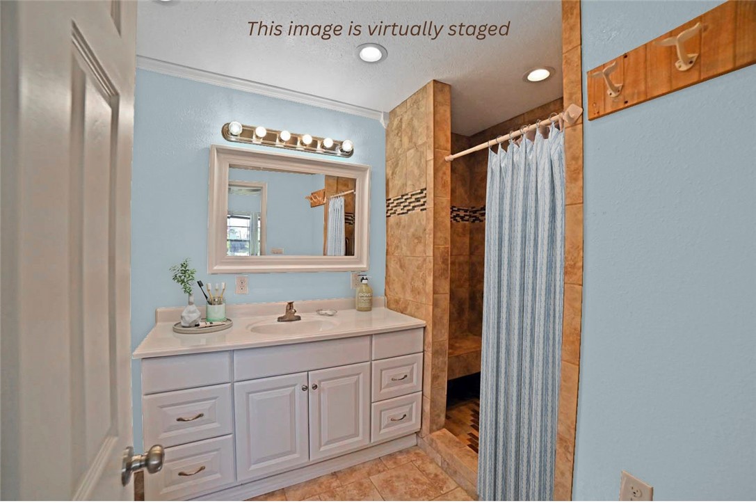 317 Leslie Lane Property Photo 15