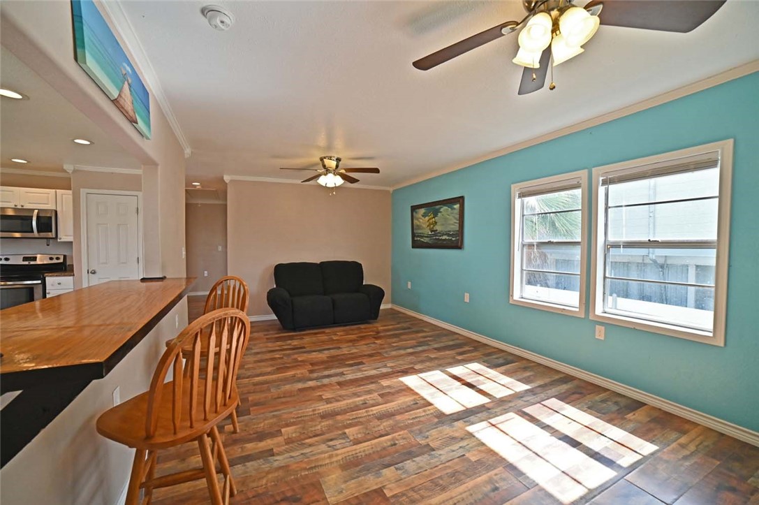 317 Leslie Lane Property Photo 16