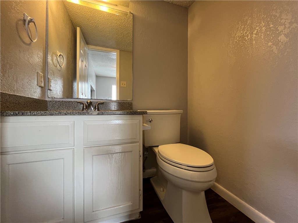 6533 Long Meadow Dr Property Photo 5