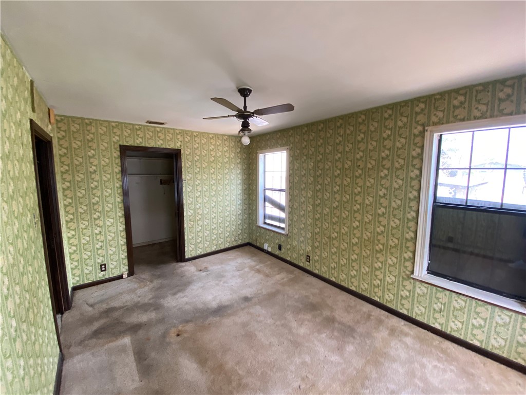 3926 Pyle Dr Property Photo 5