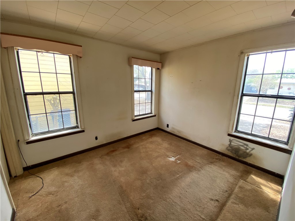 3926 Pyle Dr Property Photo 11
