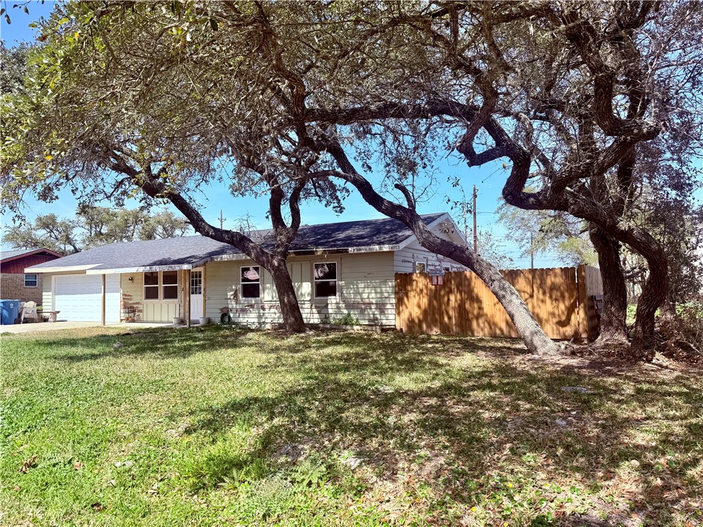 1510 W Terrace Blvd Property Photo