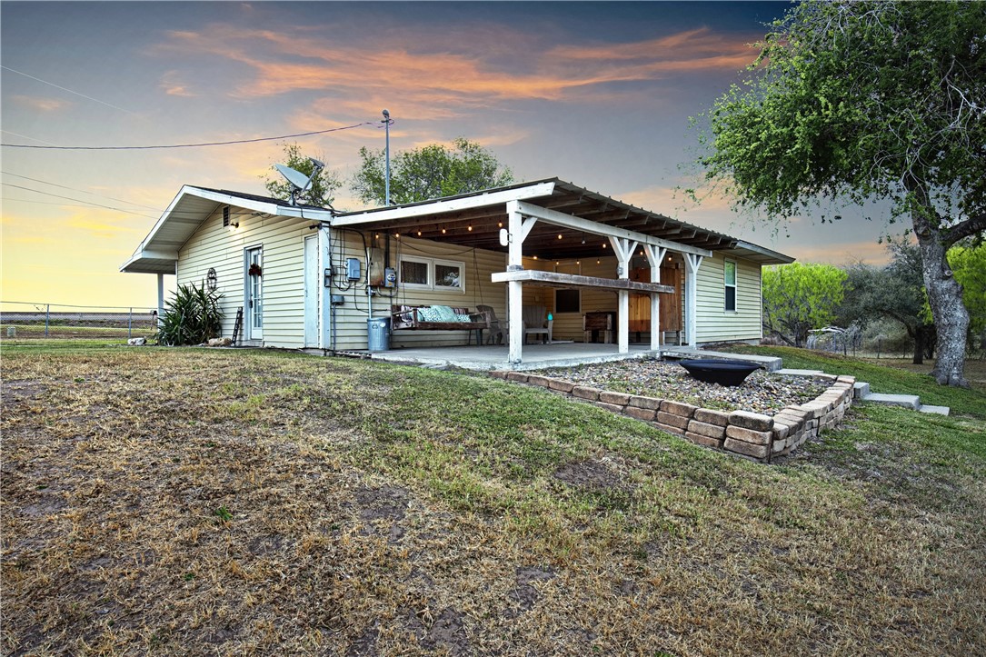 11711 Ih 37 Property Photo 3