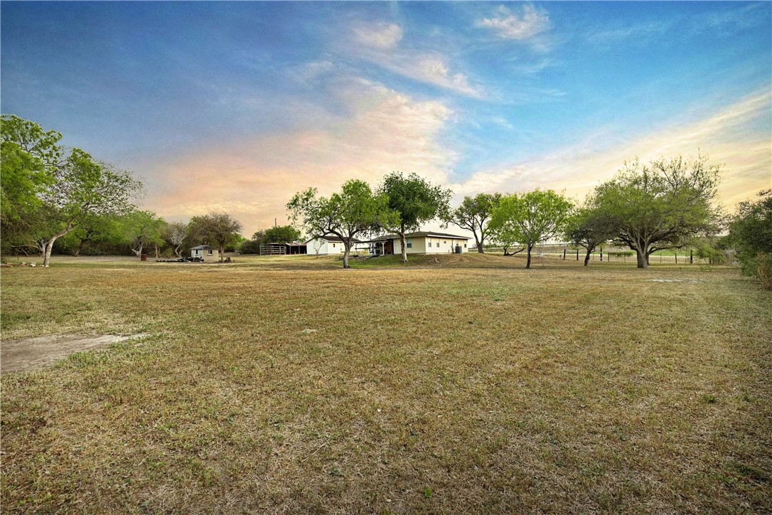 11711 Ih 37 Property Photo 5