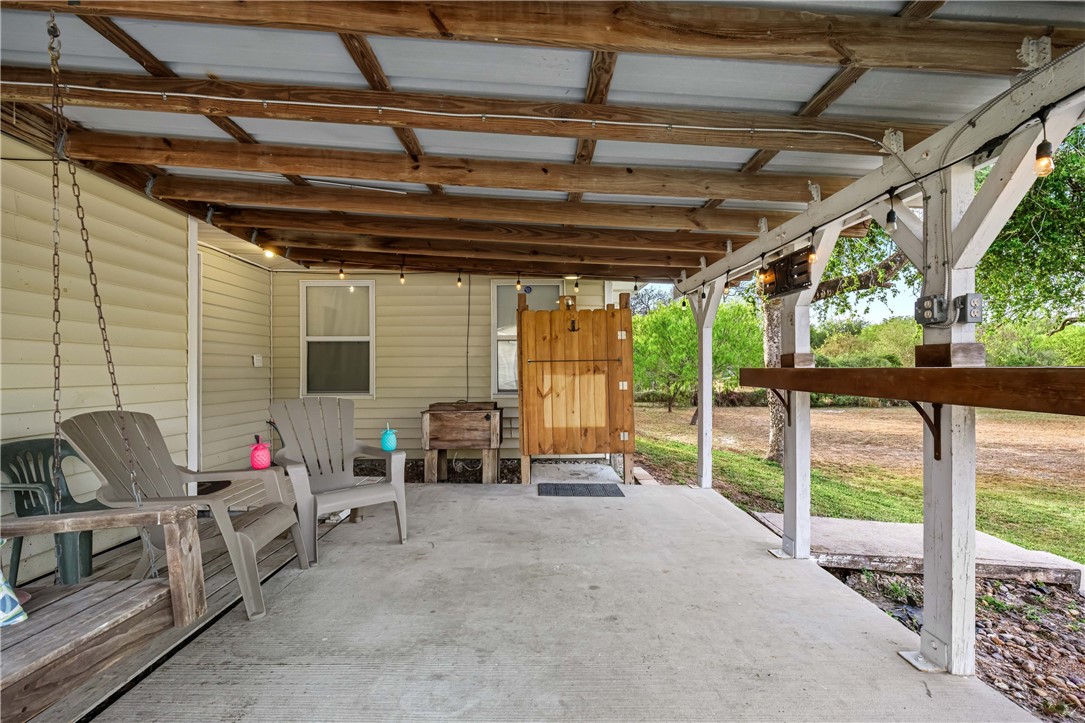 11711 Ih 37 Property Photo 6