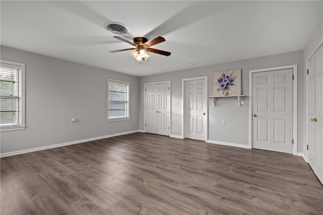 11711 Ih 37 Property Photo 21