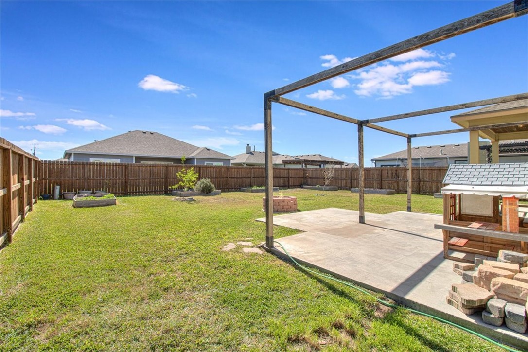 2226 Ruby Dr Property Photo 33