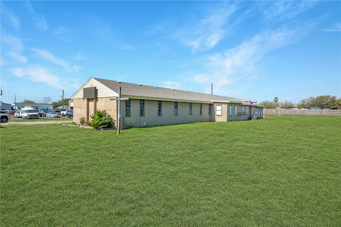 510 Nas Dr Property Photo 8