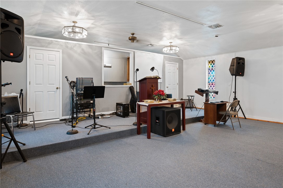 510 Nas Dr Property Photo 13