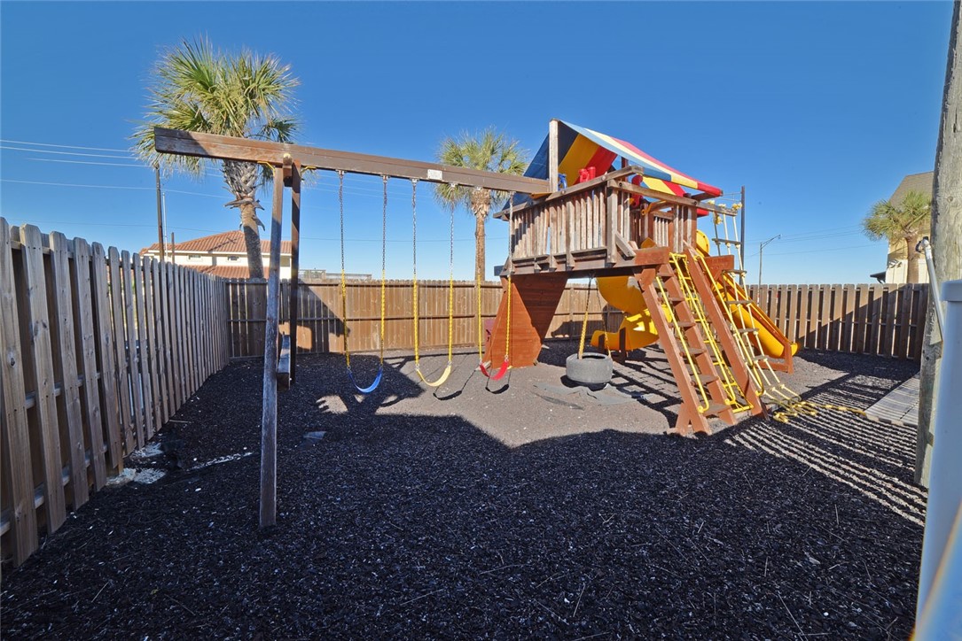 14911 Packery View Loop Property Photo 33