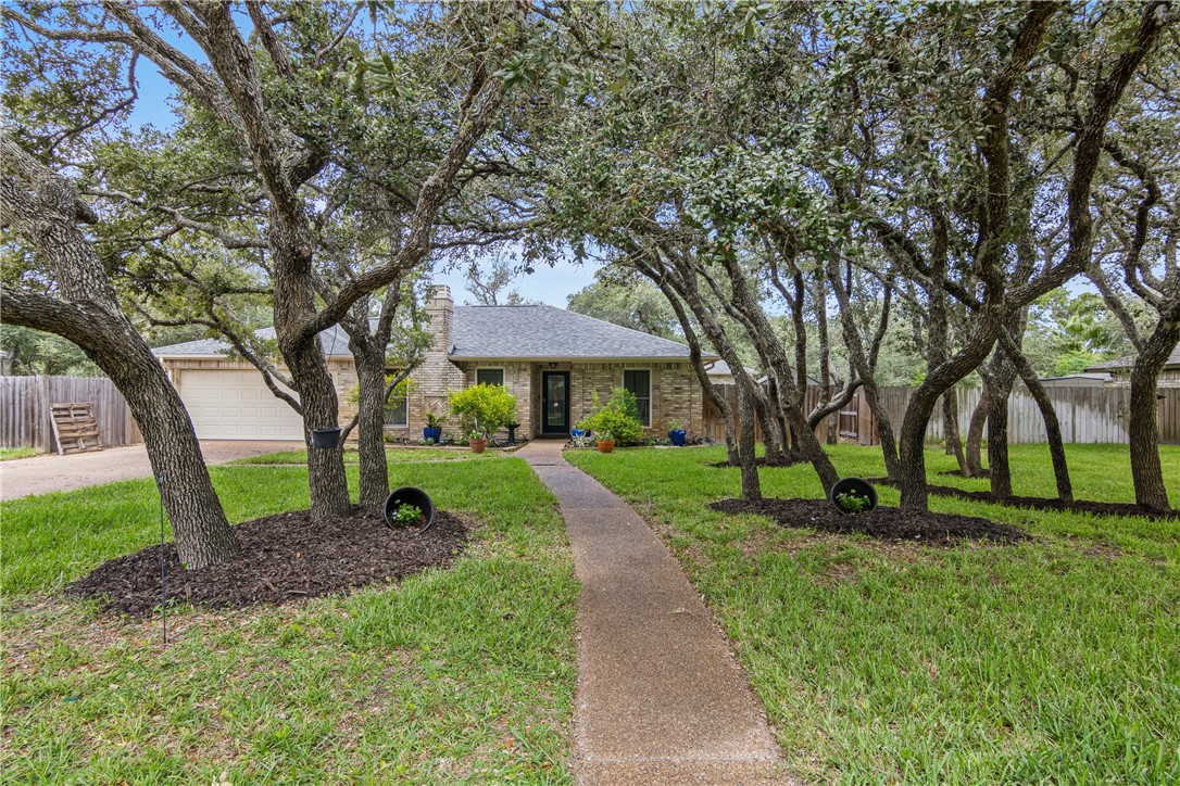 203 Highlands Dr Property Photo