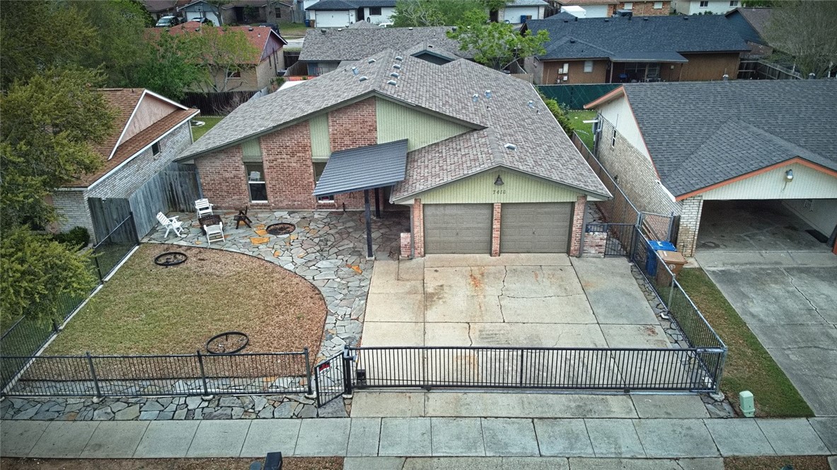 7418 Spitfire Dr Property Photo 1
