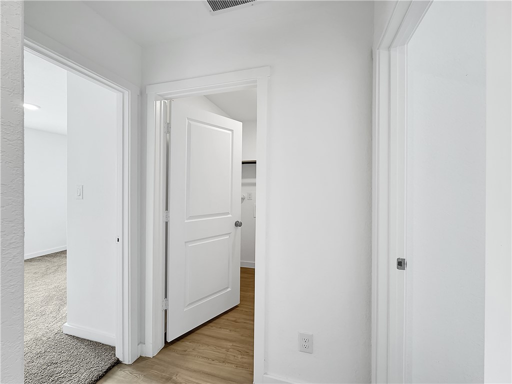 2713 Martell St Property Photo 13