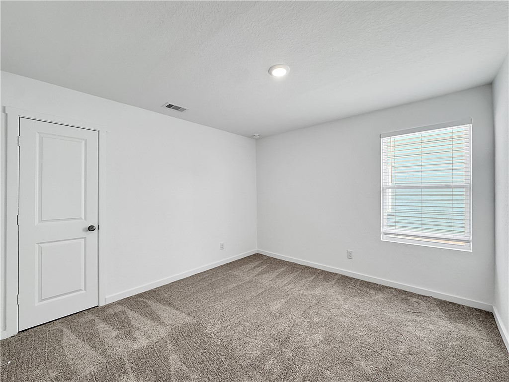 2713 Martell St Property Photo 14