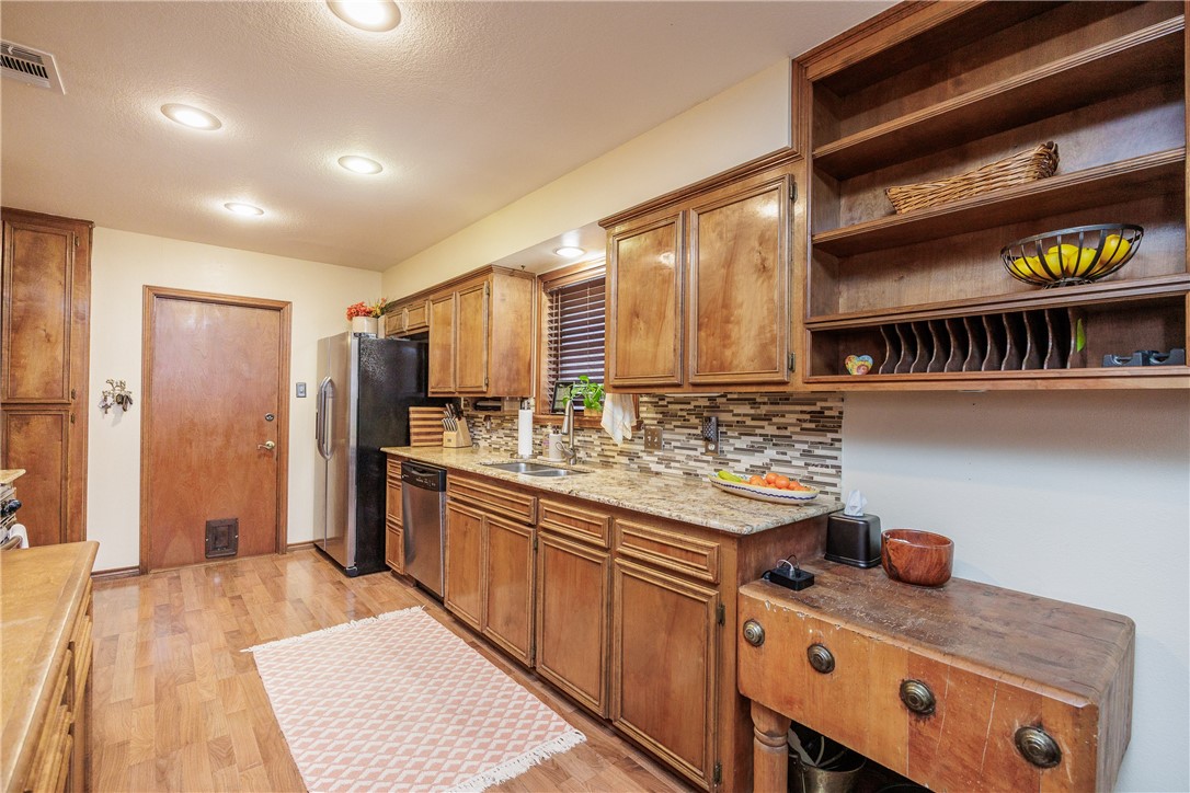 14510 Reagan Dr Property Photo 16