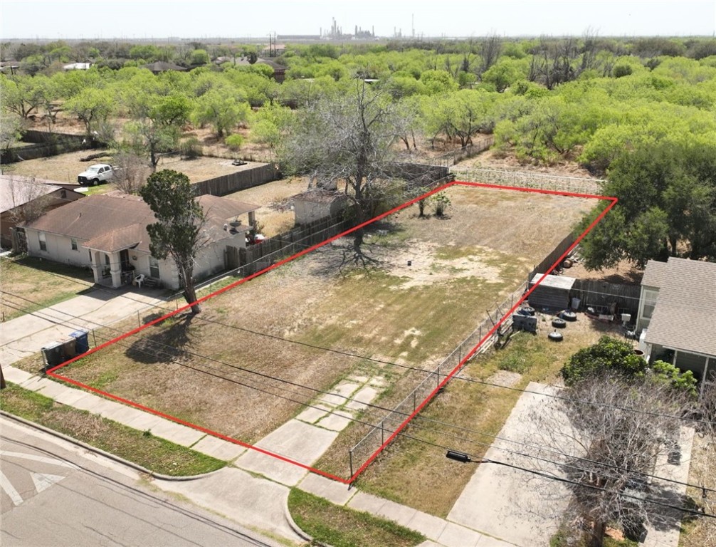 10845 Mayfield Dr Property Photo 3