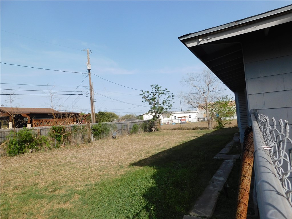 3318 Mahan Dr Property Photo 16