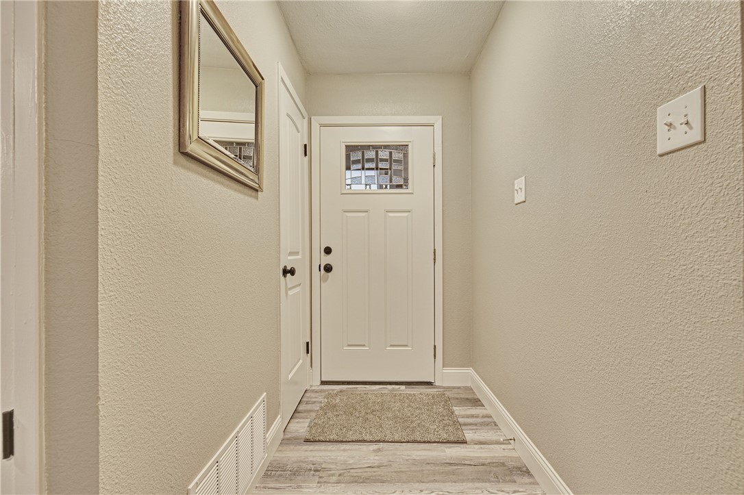 430 Orion Dr Property Photo 3
