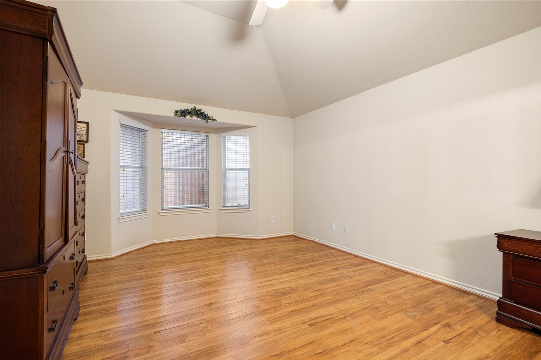5806 Commonwealth Lane Property Photo 10