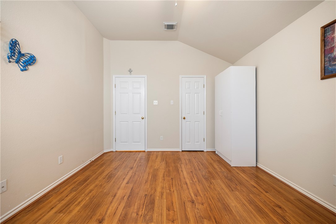 5806 Commonwealth Lane Property Photo 22