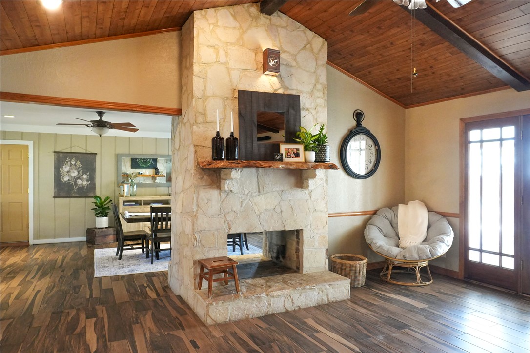 8835 Fm 893 Property Photo 6