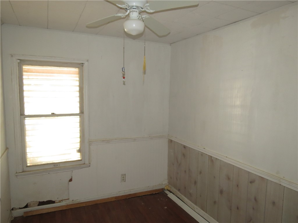 1826 Yale St Property Photo 7