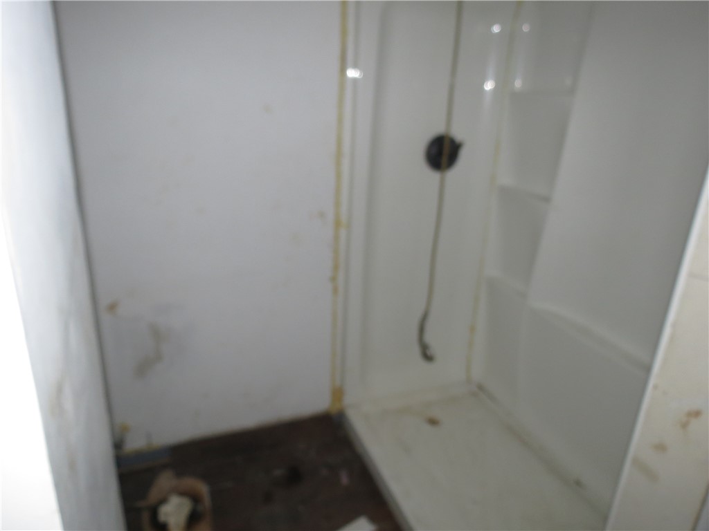 1826 Yale St Property Photo 16