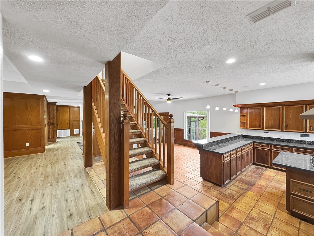 13622 Mountain Trl Property Photo 4