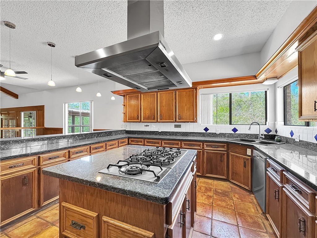 13622 Mountain Trl Property Photo 7