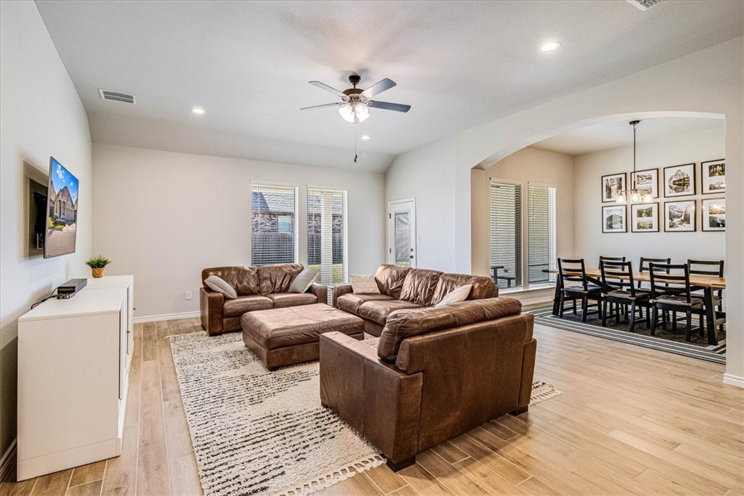 7930 Rancho Vista Blvd E Property Photo 3