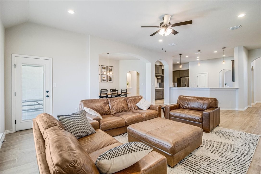 7930 Rancho Vista Blvd E Property Photo 13