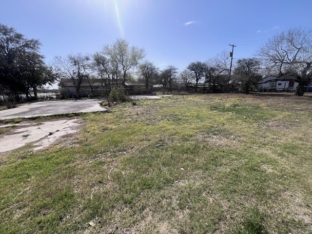 1002 S State Highway 359 Property Photo 4