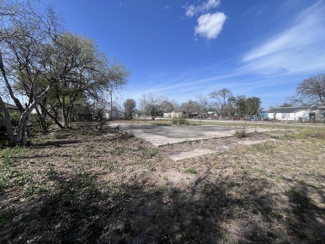 1002 S State Highway 359 Property Photo 6