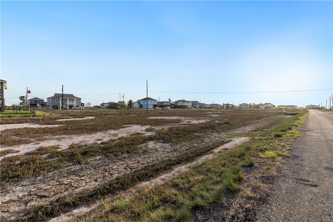 250 Kingfish Dr Property Photo 2