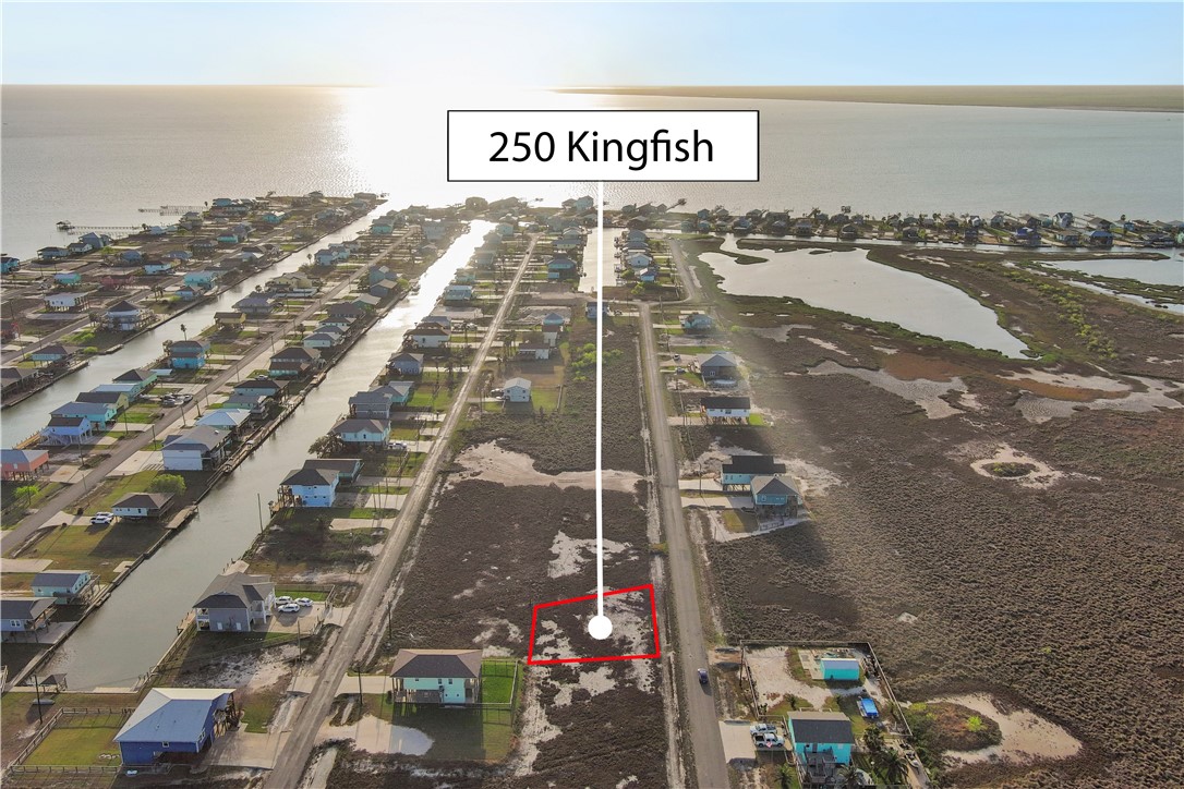 250 Kingfish Dr Property Photo 14