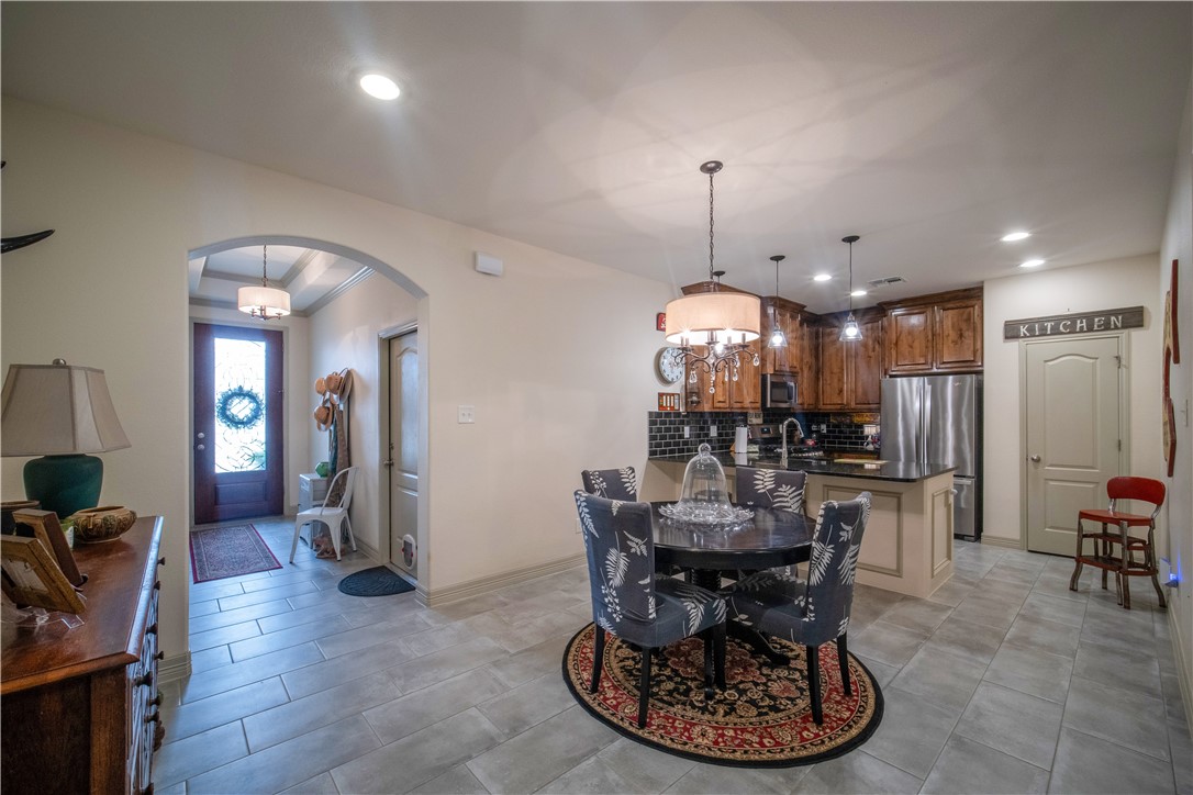 7417 Seal Beach Ct Property Photo 4