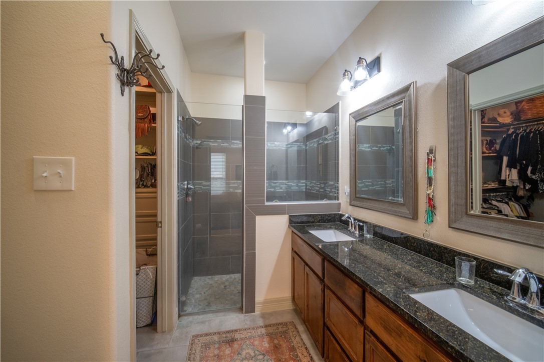 7417 Seal Beach Ct Property Photo 20